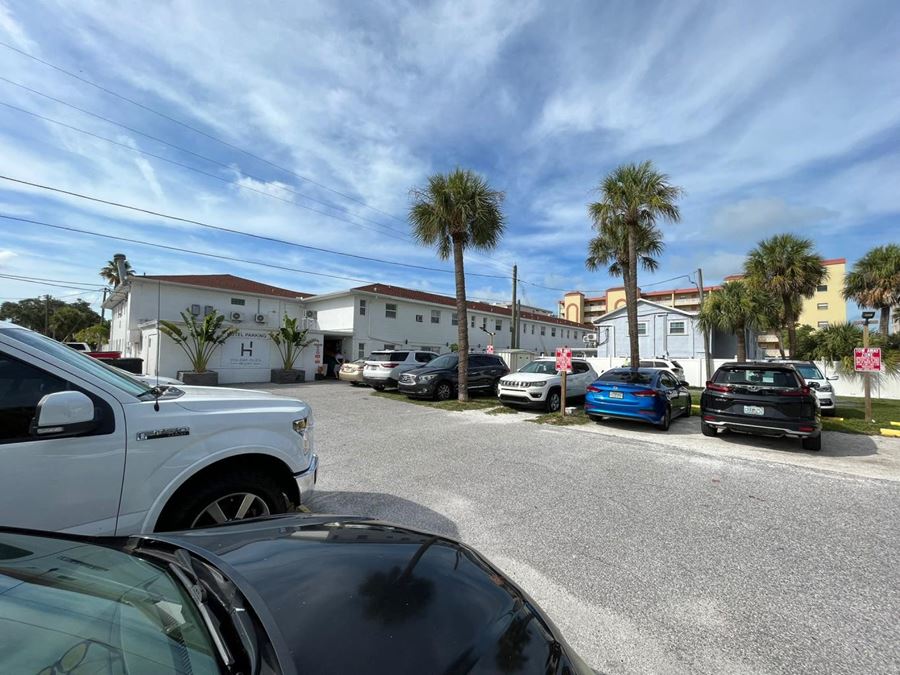 14711 Gulf Boulevard, Madeira Beach, FL 33708